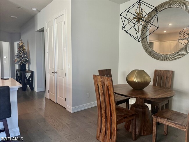 Building Photo - 9179 Cayman Dr