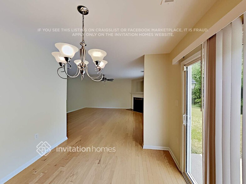Building Photo - 14310 Waterlyn Dr