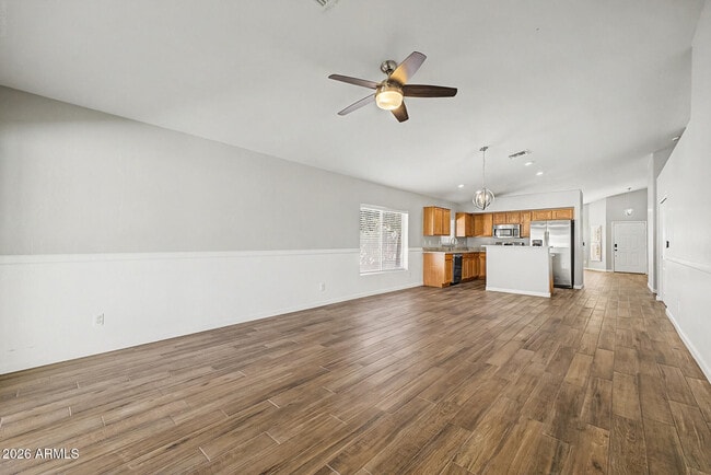 Building Photo - 1321 N Malibu Ln