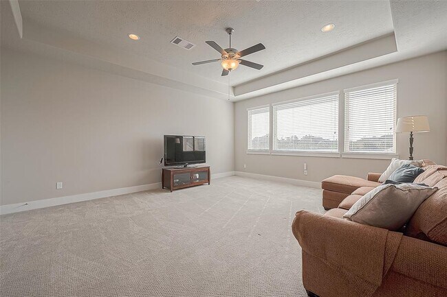 Building Photo - 30 Argosy Bend Pl
