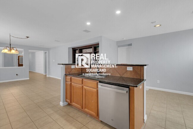 Building Photo - 16238 Ranchland Ln