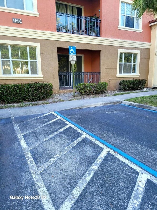 Building Photo - 4602 SW 160th Ave