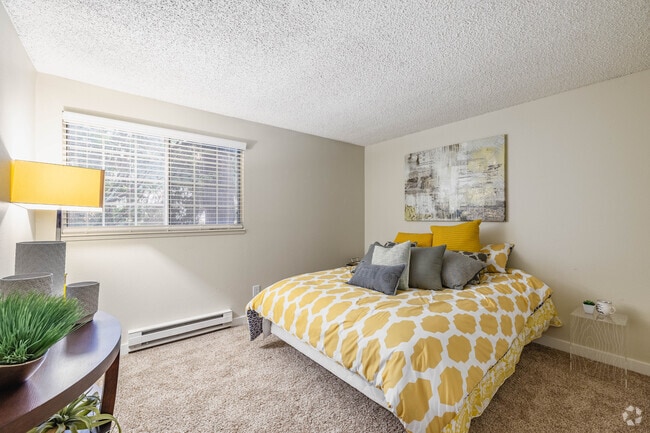 2BR, 1BA - 875SF - Bedroom - Encore