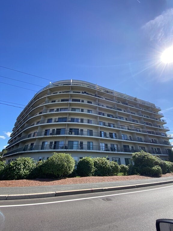 Building Photo - 133 Commander Shea Blvd