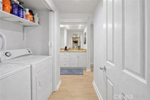 Building Photo - 5009 Woodman Ave