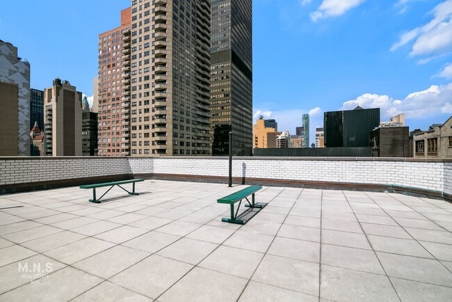 Building Photo - 300 East 46th Street
