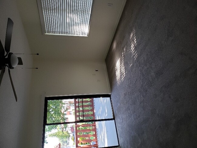 Building Photo - 2109 Oak Meadow Cir