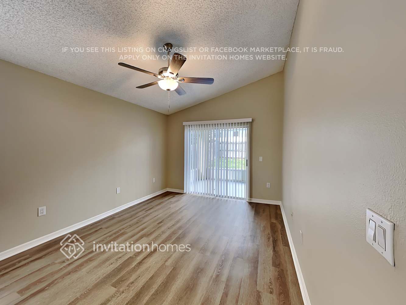 Building Photo - 16015 Buxley Ct