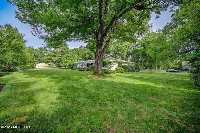 Building Photo - 117 Elm Ln