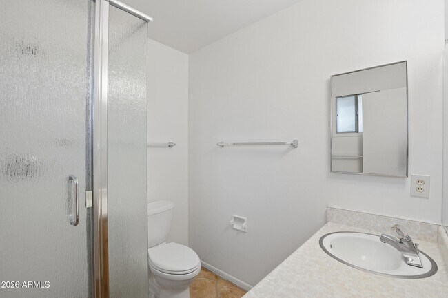 Building Photo - 1014 E Balboa Cir