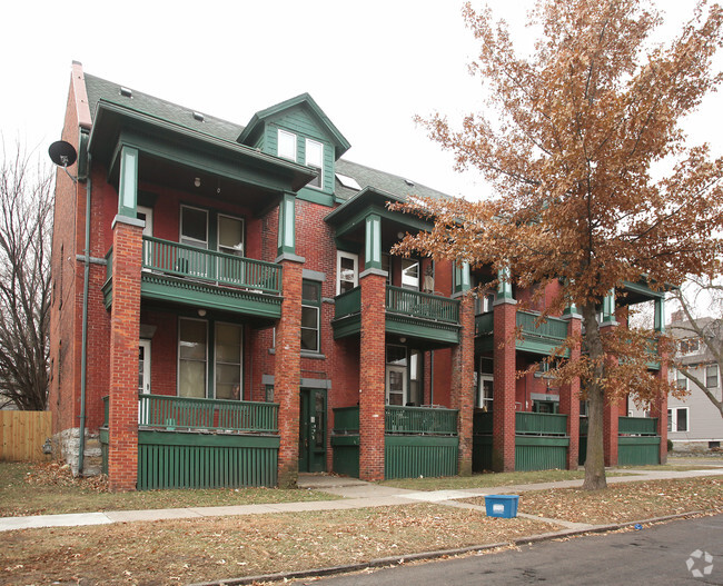 Building Photo - 732 Marshall Ave