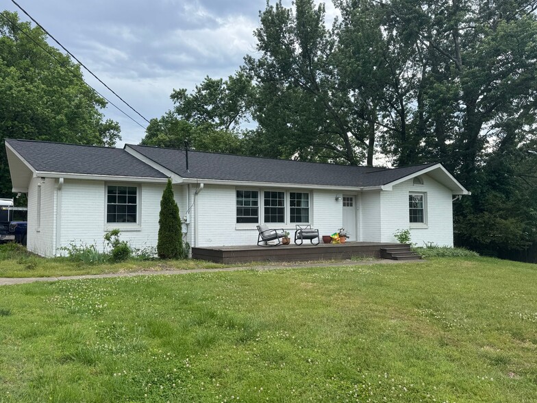 Building Photo - 131 McBratney Dr