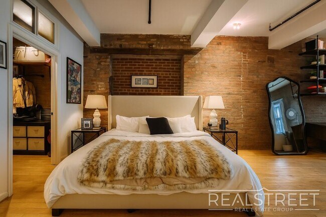 Floorplan - 337 Kent Avenue