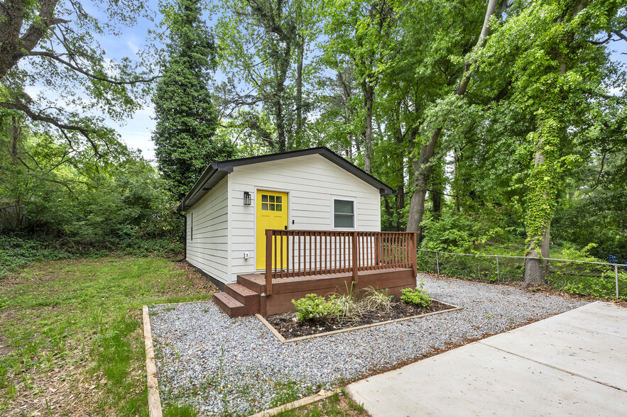 Eden's Cove - 2310 Tiger Flowers Dr NW
