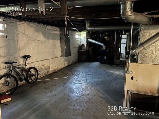 Building Photo - 1750 Alcoy Rd