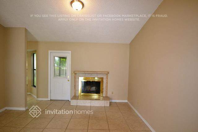 Building Photo - 167 Heather Ln Dr