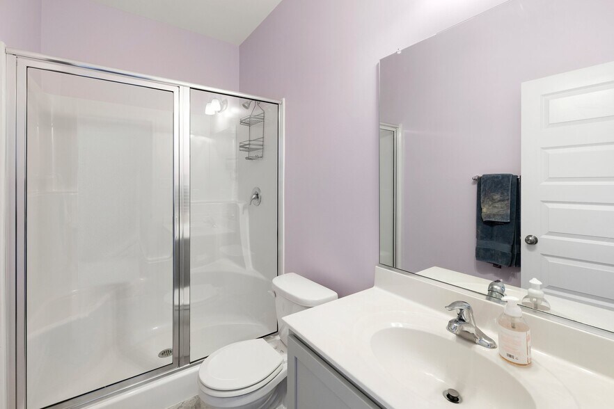 Building Photo - 2138 Perennial Cir