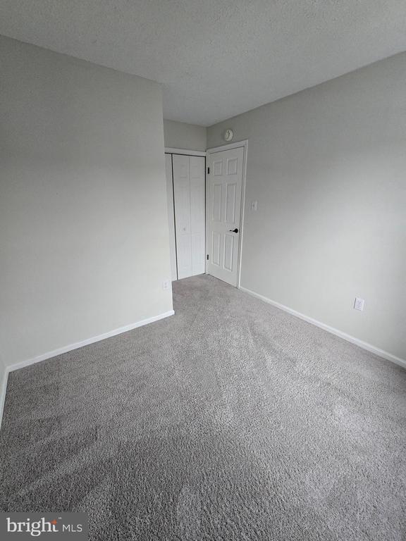 Building Photo - 6113 Tapir Pl