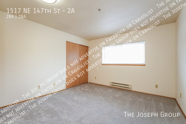 Building Photo - 1517 NE 147th St