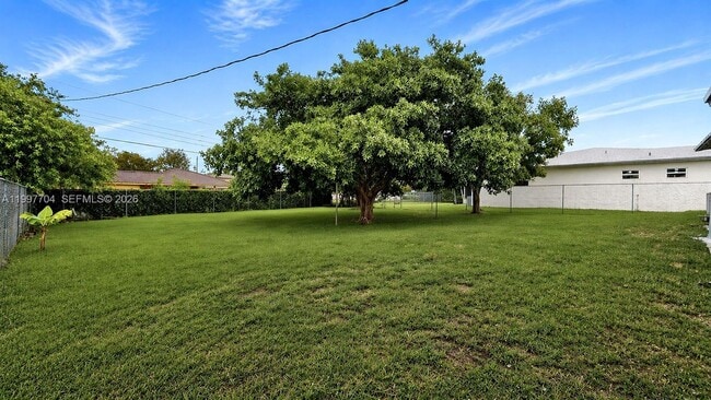 Building Photo - 21450 SW 109th Ct