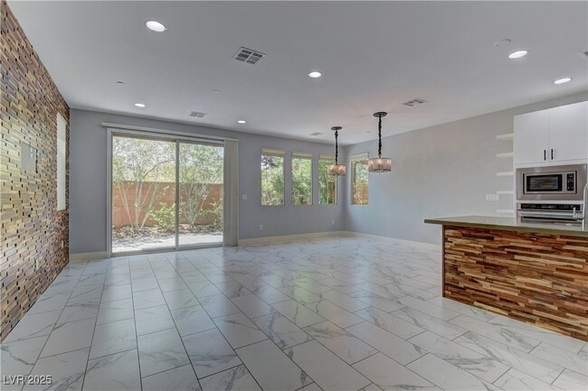 Building Photo - 11377 Gravitation Dr