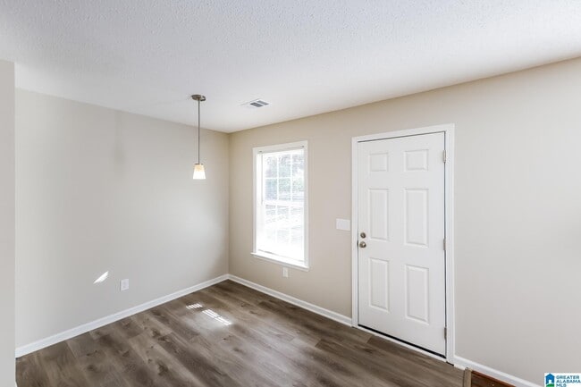 Building Photo - 1597315973 Stone Ridge Cir