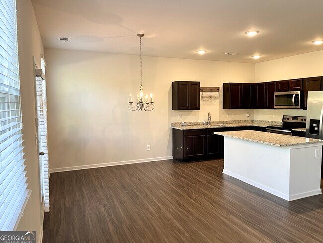 Building Photo - 195 Mountain Rest Ct SE