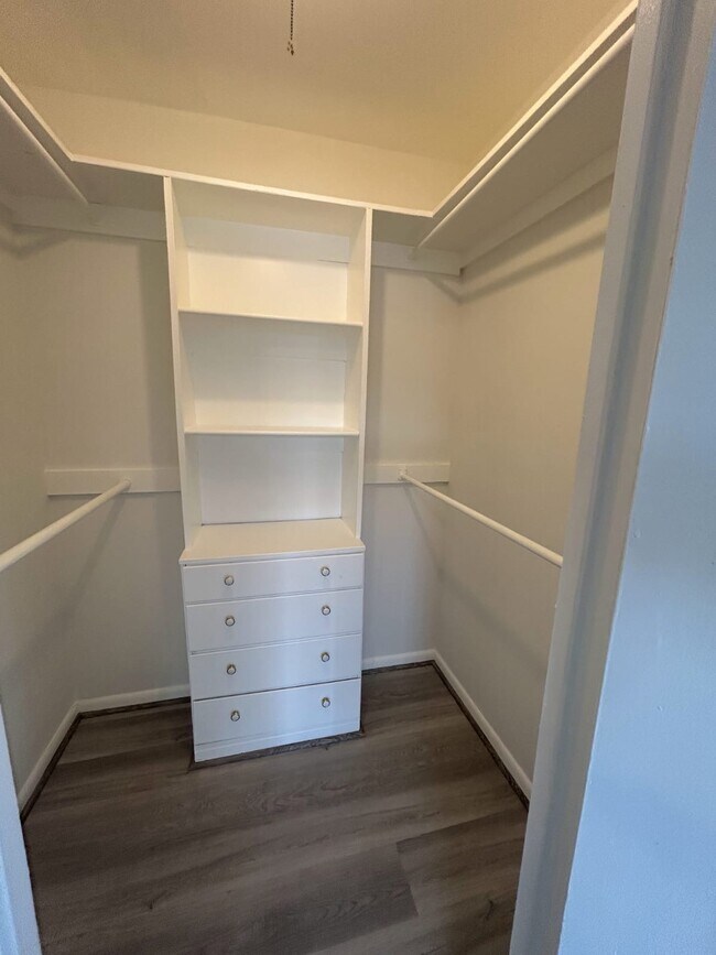 Building Photo - 431 N Armistead St