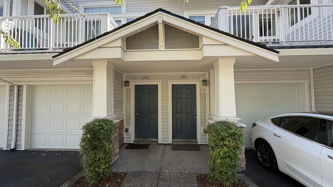 Building Photo - 14781 SW Beard Rd