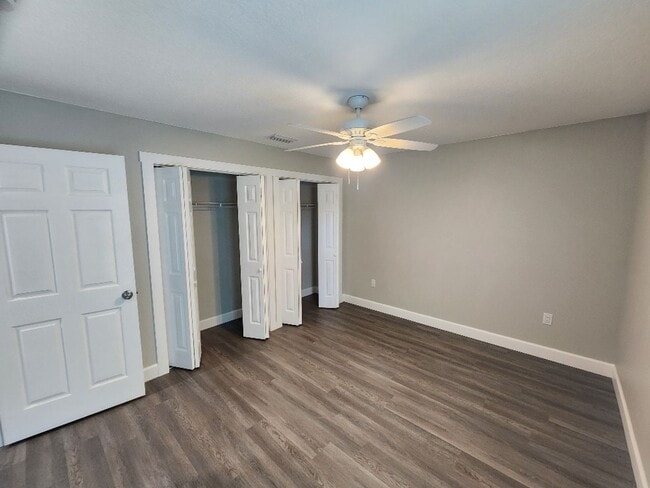 Building Photo - Brand New 2 Story Edgewater Duplex