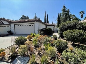 Building Photo - 2668 Hacienda Dr