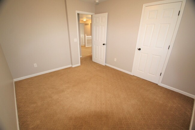 Building Photo - 3 Bedroom - Dublin