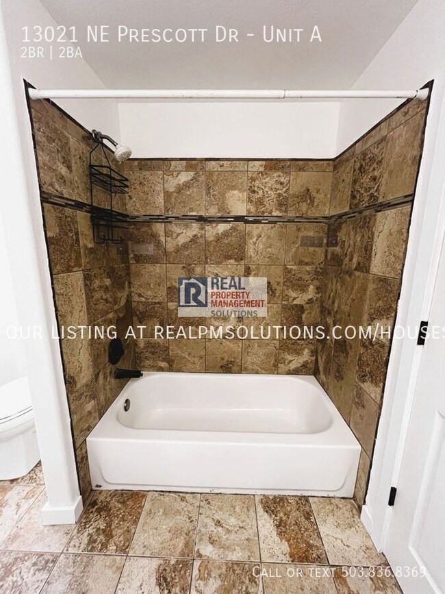 Building Photo - 13021 NE Prescott Dr