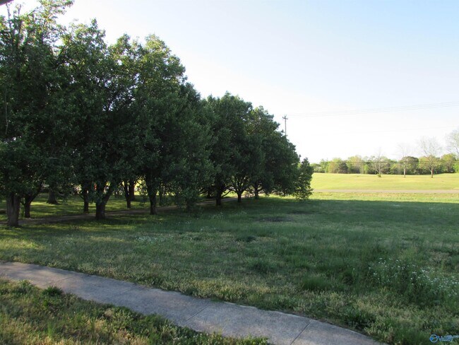 Building Photo - 27849 Pinedale Rd