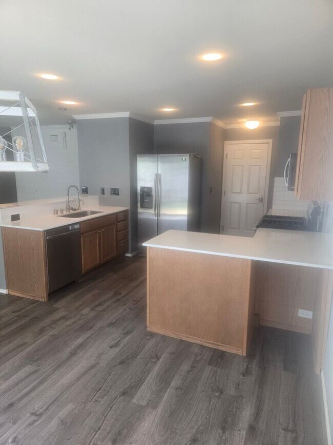 Building Photo - 3bd/2.5ba Maple Valley Home