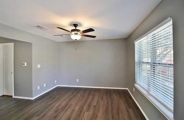 Building Photo - 921 Cedar Terrace