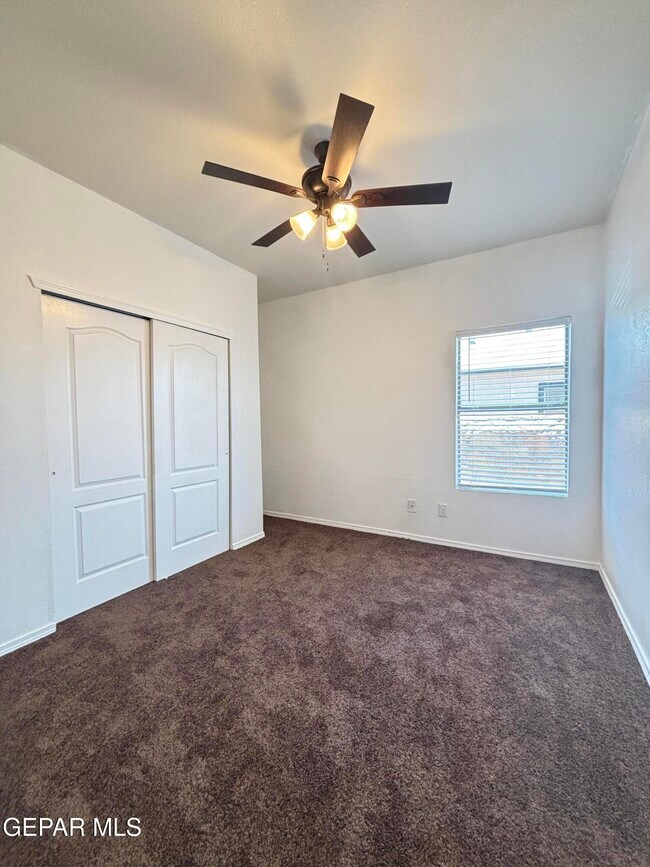 Building Photo - 14749 Sand Gate Dr