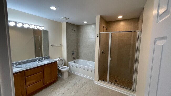 Building Photo - 1723 Wildberry Dr