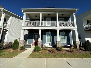 Building Photo - 2212 Swansea Way
