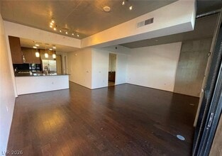 Building Photo - 353 E Bonneville Ave