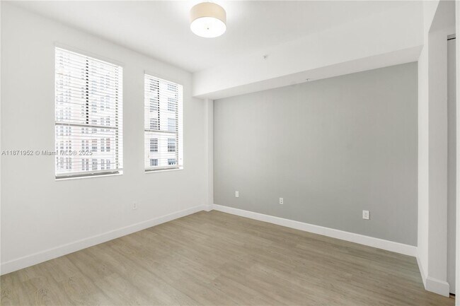 Building Photo - 55 Merrick Way