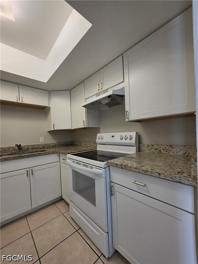 Building Photo - 1830 Maravilla Ave