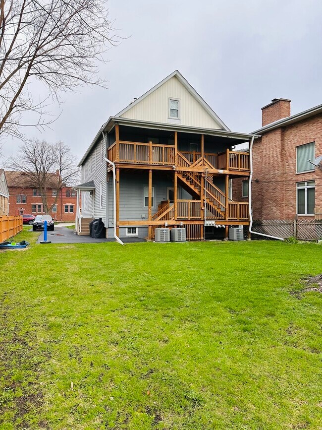 Building Photo - 8133 Laramie Ave