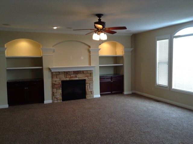 Building Photo - 1060 Arbor Springs Dr