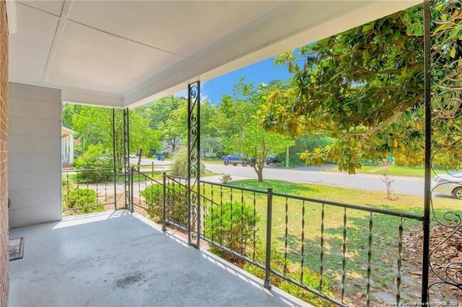 Building Photo - 2526 McNeill Cir