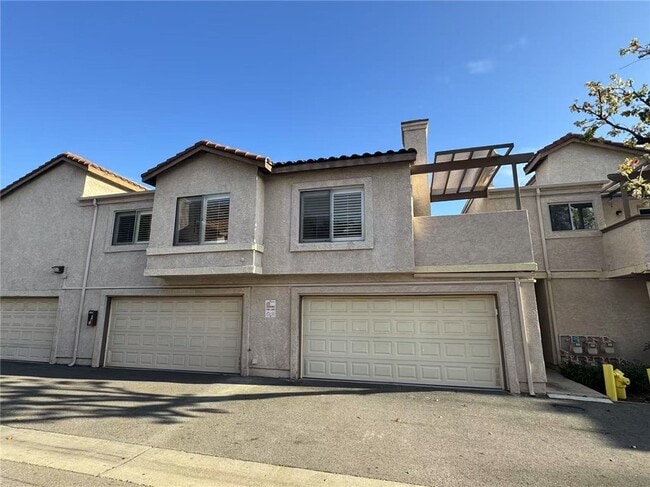 Building Photo - 444 Golden Springs Dr