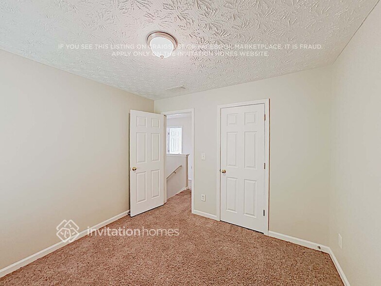 Building Photo - 8251 Sterling Ln