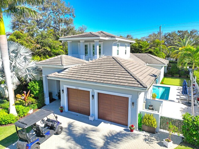 Building Photo - 2500 Estates Dr