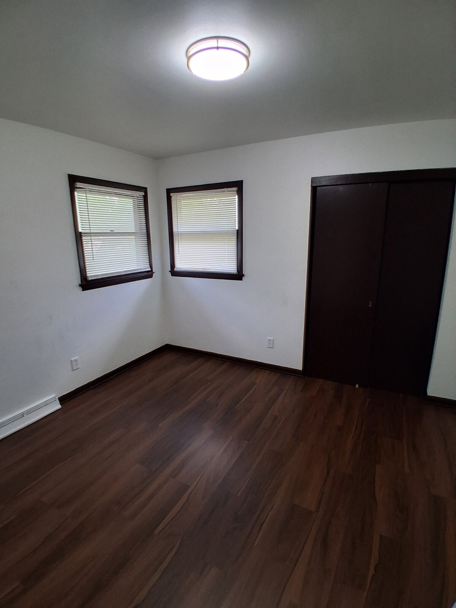 Building Photo - 7215 W Florist Ave
