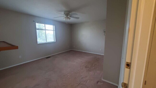 Building Photo - Charming 4-Bedroom West Point Retreat with...